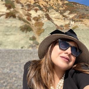 Meet your Posher, Anam